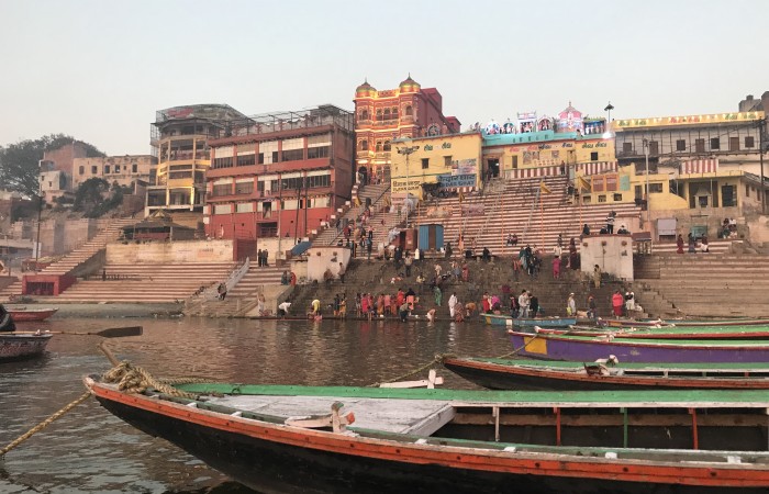 I ghat visti dal fiume Gange